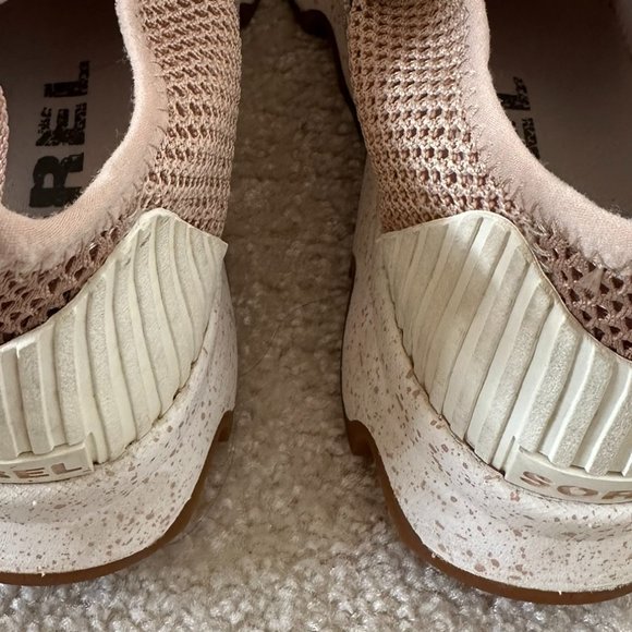 SOREL Women's Kinetic Sneak Trainers, Size US 7 - Picture 8 of 10